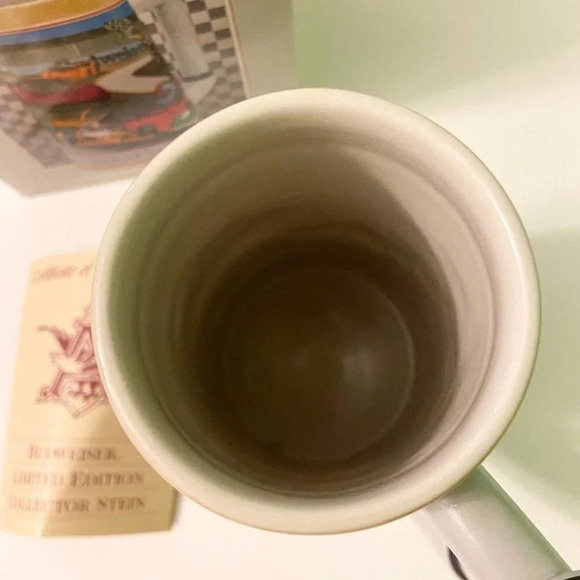 Vintage 1991 Anheuser Busch Budweiser Stein Chasing the Checkered  Flag Racing - Picture 9 of 12